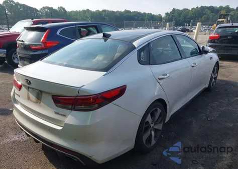 2017 Kia Optima Sx z USA, uszkodzony, nr VIN 5XXGW4L26HG125516